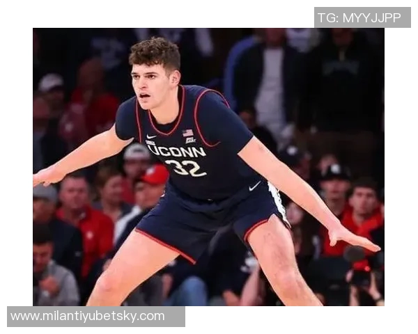 克林根三分命中率达到333成为联盟新趋势的代表